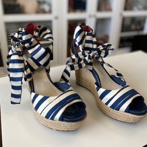 UGG Lucianna Stripe Wedge Espadrilles - Size 9
